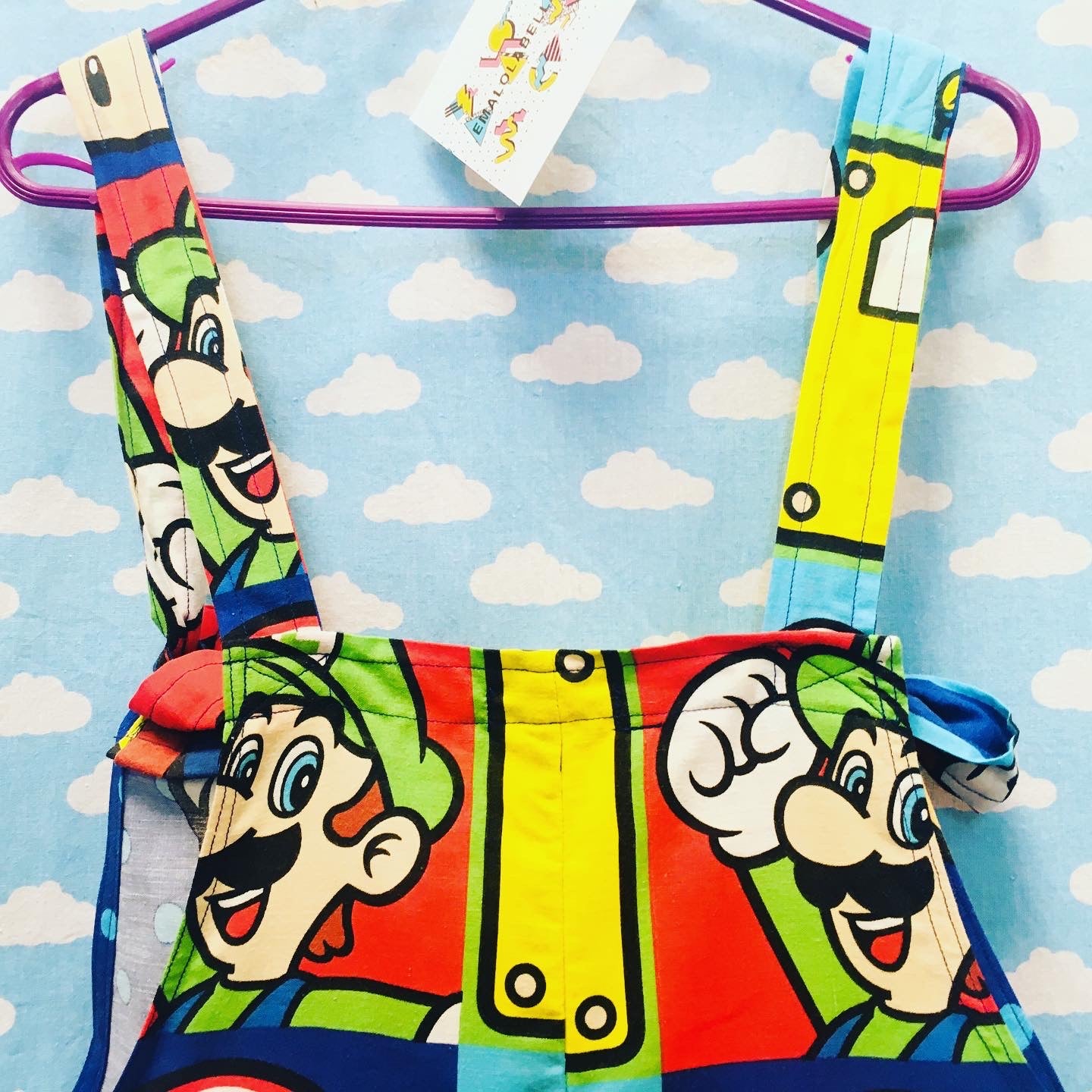Super Mario Ready to Ship size L