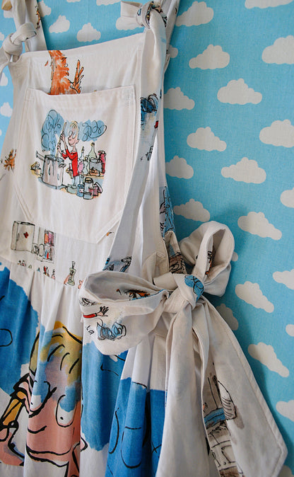 Georges Marvellous Medicine dress Ready to ship size 12-16