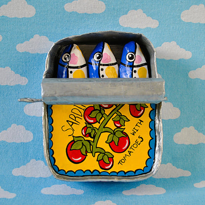 Sardines tin with Vine tomatoes
