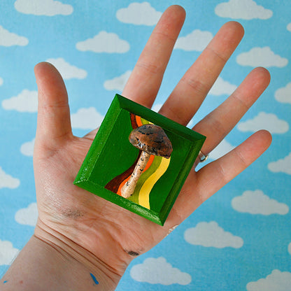 Tiny Mushroom on 60s Green