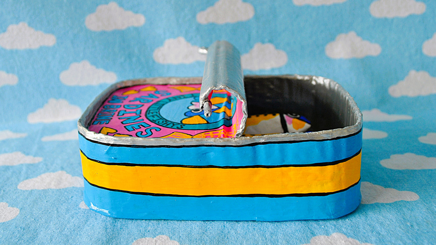 Sardine Tin tiny little fishys