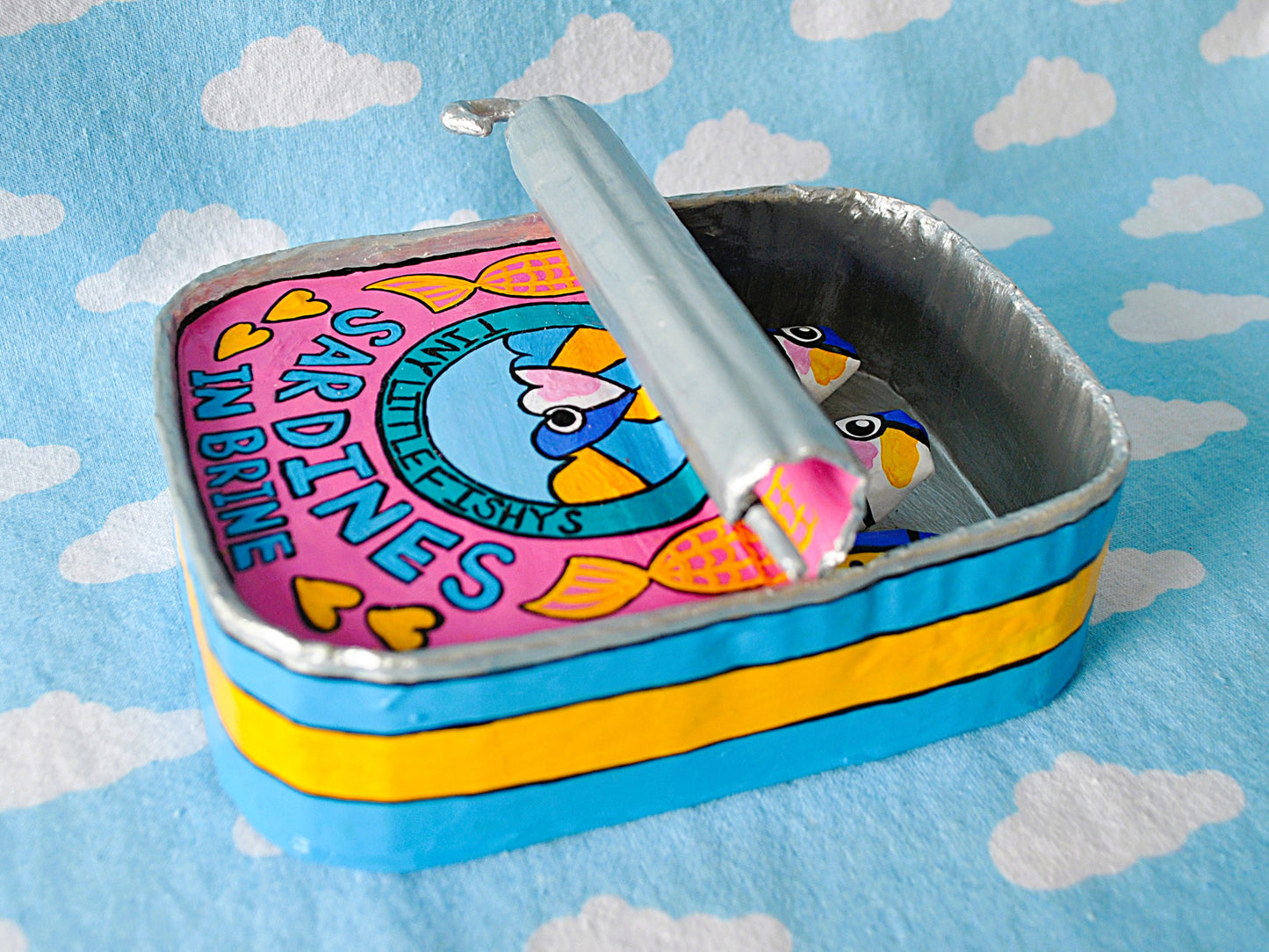 Sardine Tin tiny little fishys