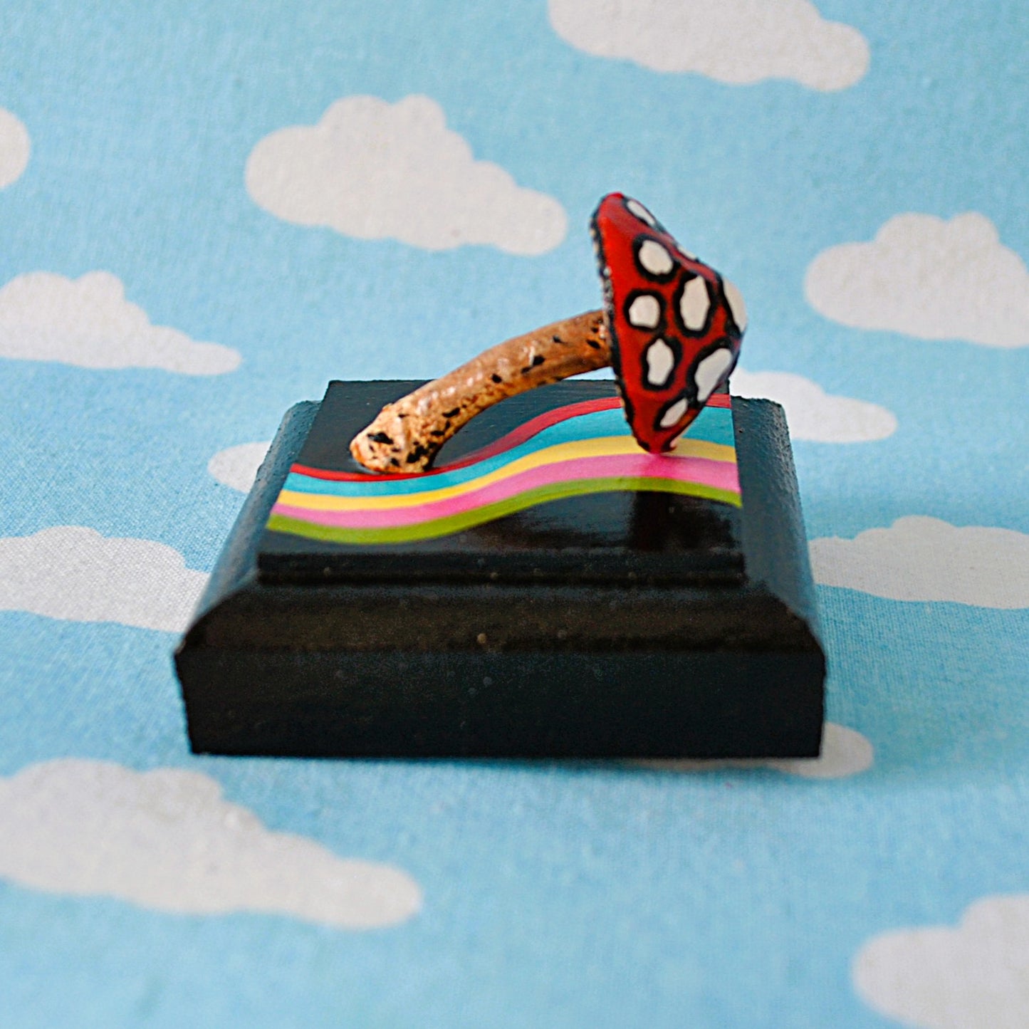 Tiny Magic Mushroom