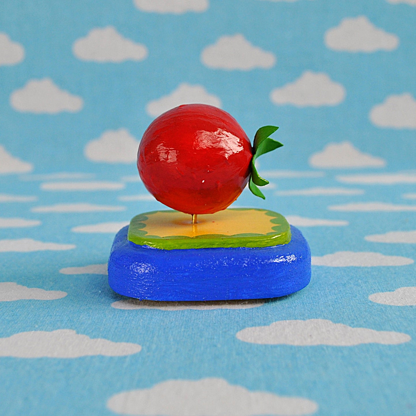 Tomato with Blue Trim