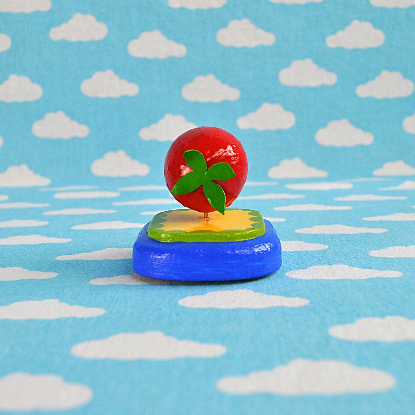 Tomato with Blue Trim
