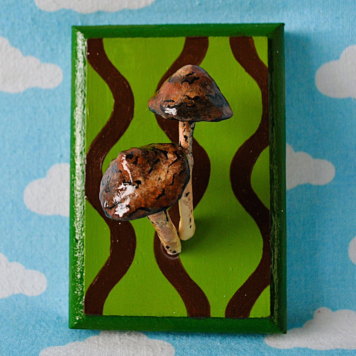 Double Brown Mushroom