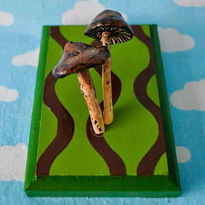 Double Brown Mushroom