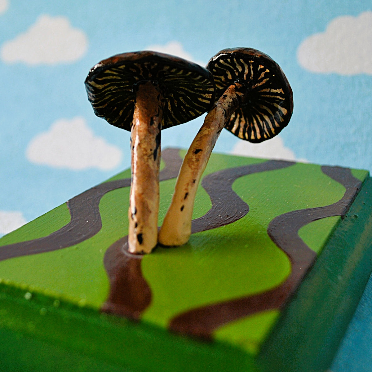 Double Brown Mushroom