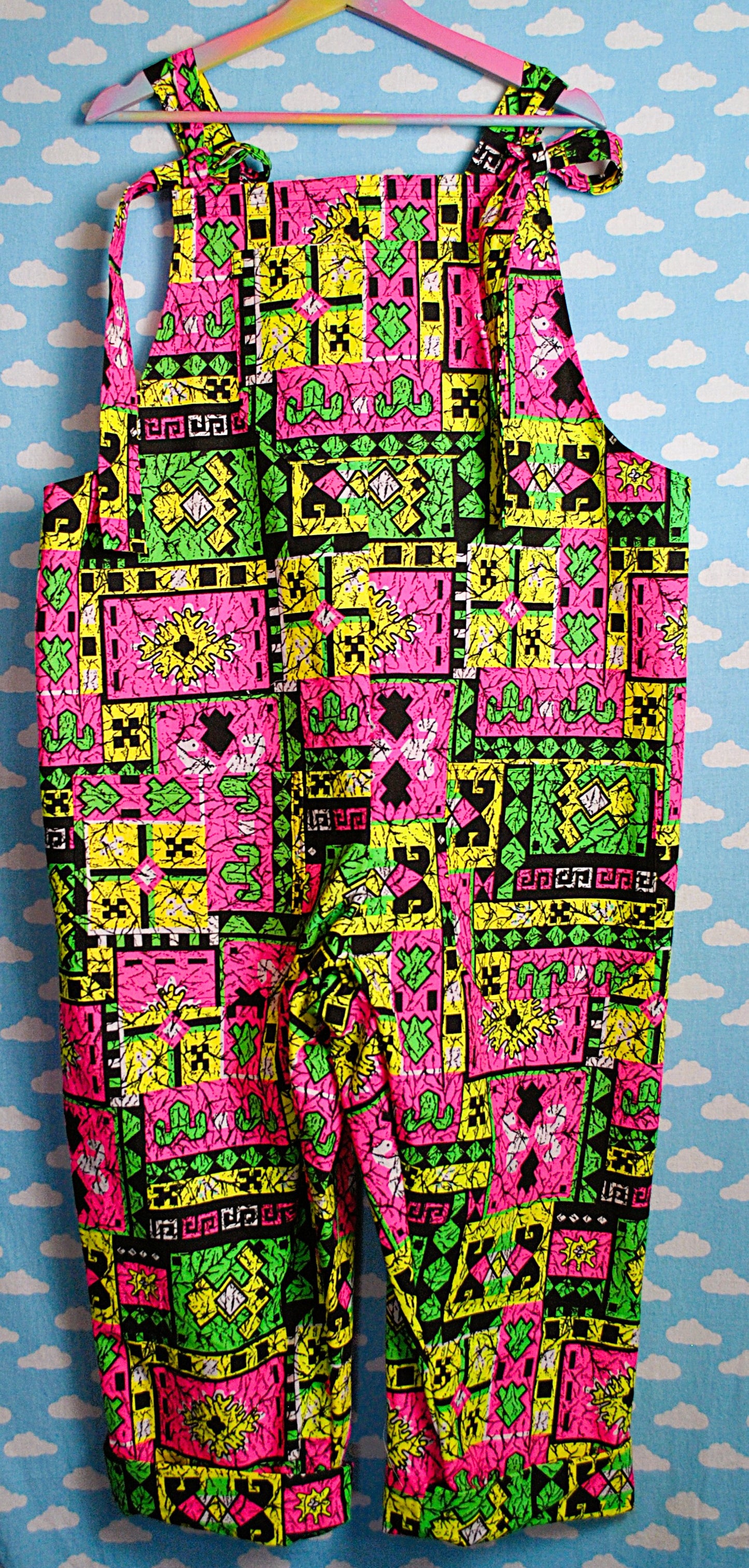 Cropped Neon Ready to Ship Size XXL