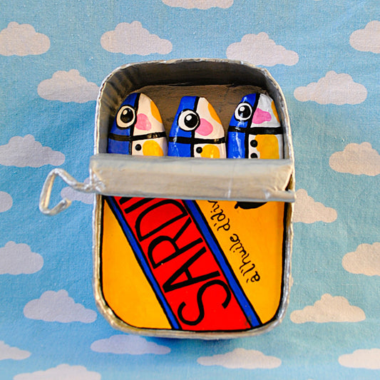 Sardines Tin Red and yellow Olives