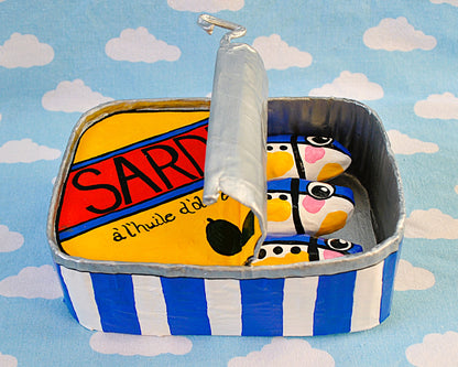 Sardines Tin Red and yellow Olives