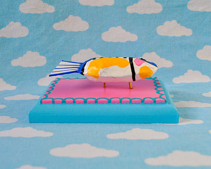 Sardine on Pink Frills
